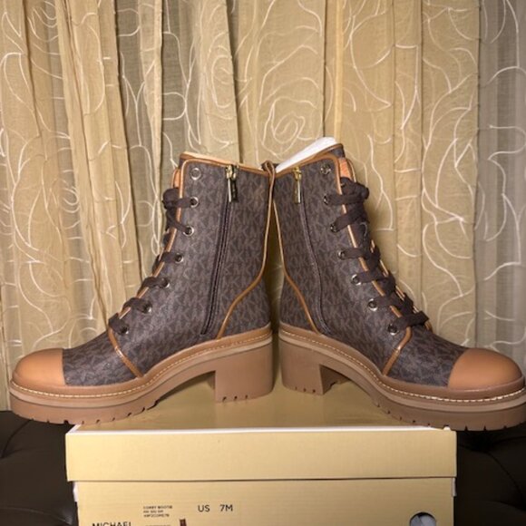 MK LOGO COMBAT BOOTS - Picture 3 of 9